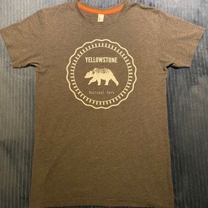 Yellowstone Souvenir National Park Gray T-shirt